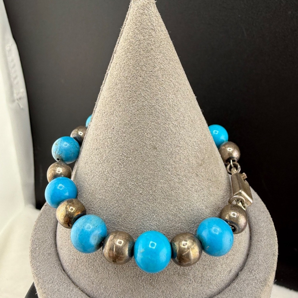 Vintage‎ Sterling Silver Blue Polished Stone Beaded Bracelet Signed  7"